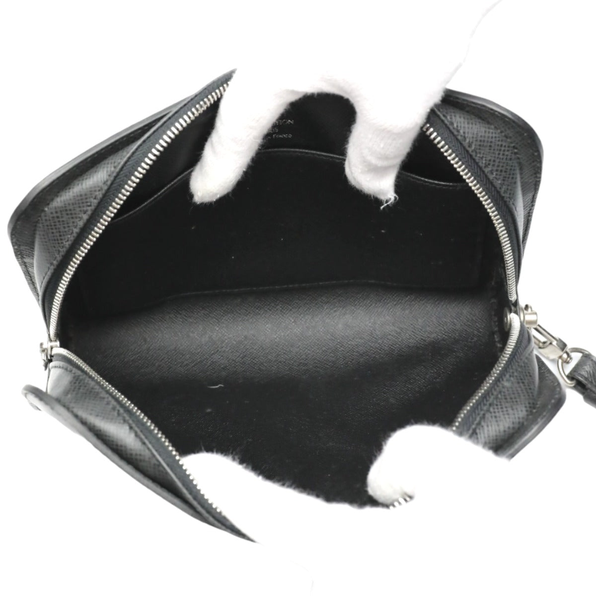 LOUIS VUITTON business bag M30182 Taiga black business bag Taiga Baikal Aldwards mens Used