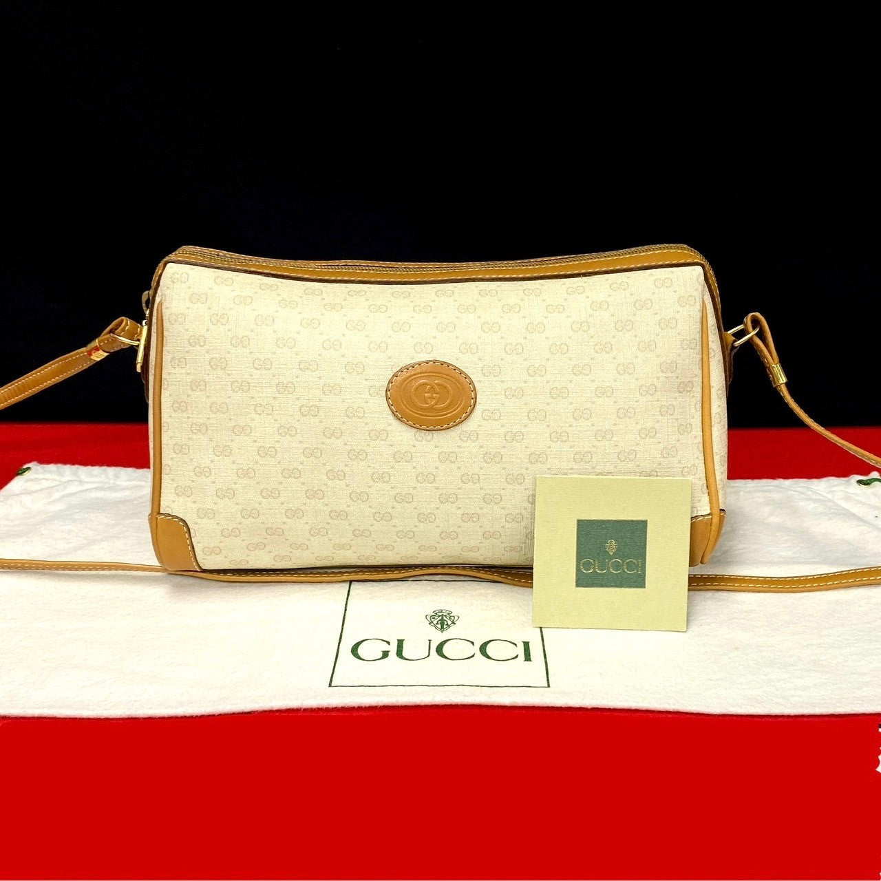 GUCCI Shoulder Bag leather Brown