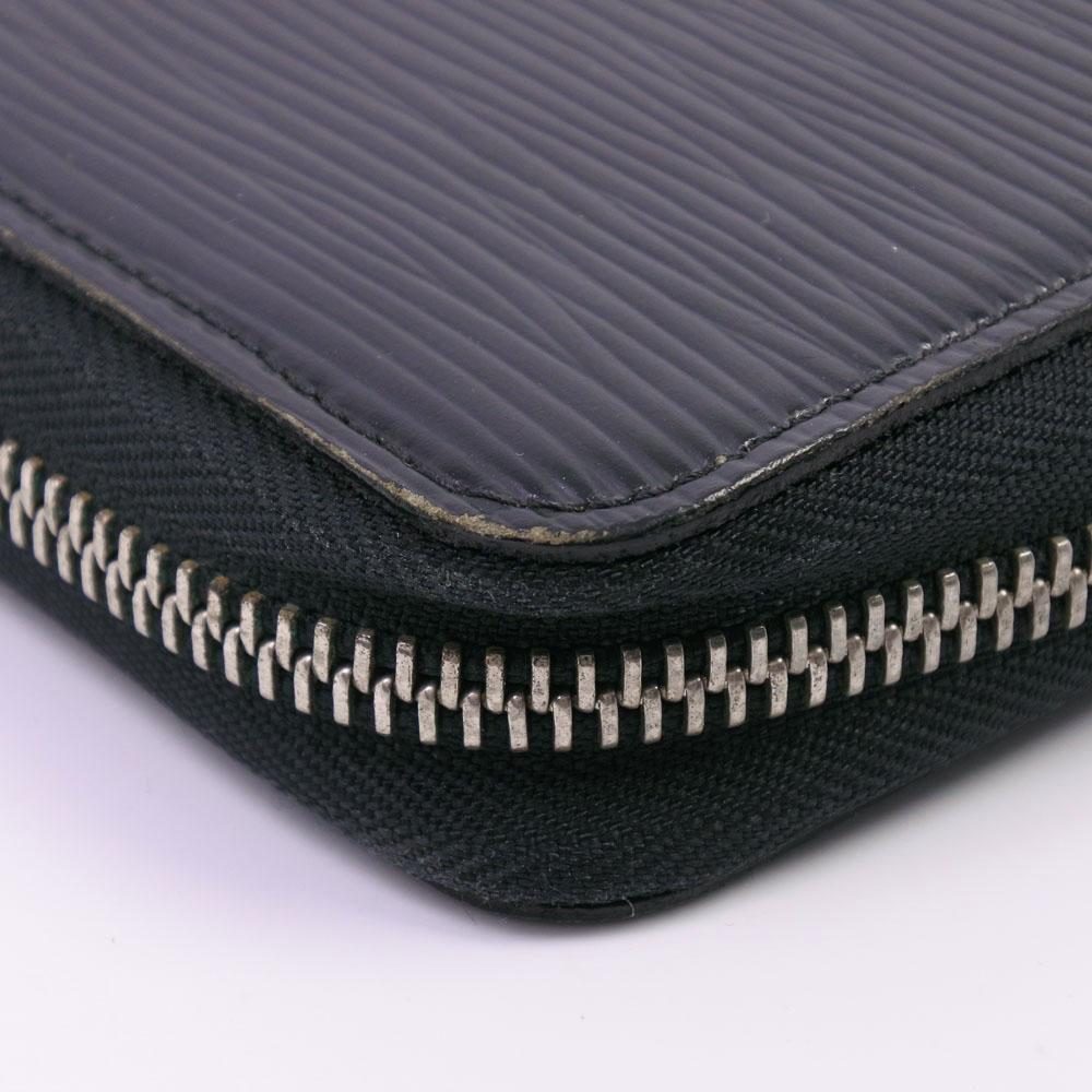 Louis Vuitton Black Leather Zippy organizer wallet accessories