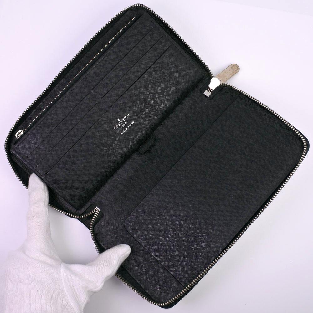 Louis Vuitton Black Leather Zippy organizer wallet accessories