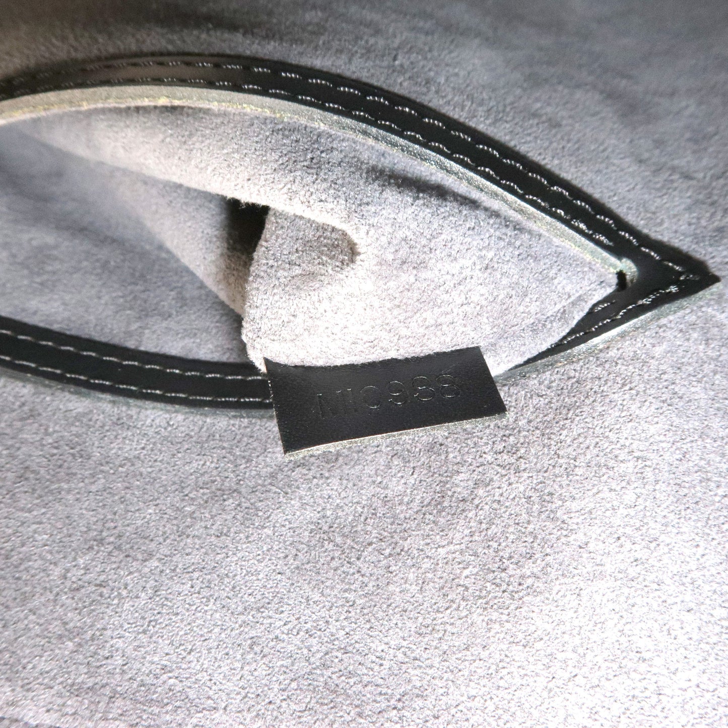 Louis Vuitton Epi Alma Hand Bag Noir Black M52142