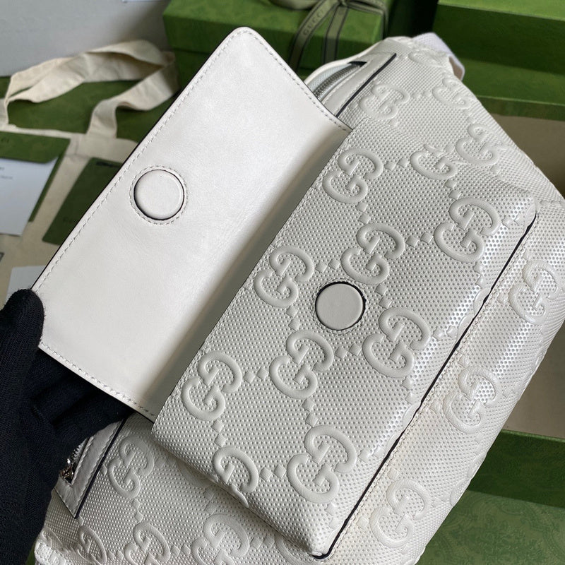 Gucci   Luxury Bags  1023
