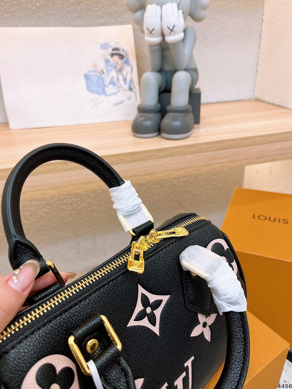 Alice bags - Louis Vuittons  - 15136