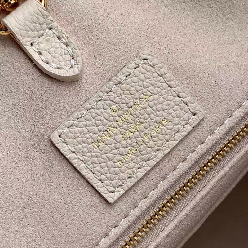 Alice Bags- Louis Vuittons  - 16612