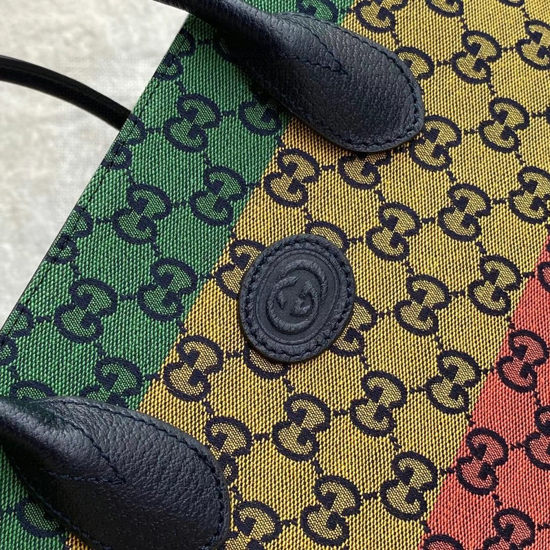 Gucci   Luxury Bags  985