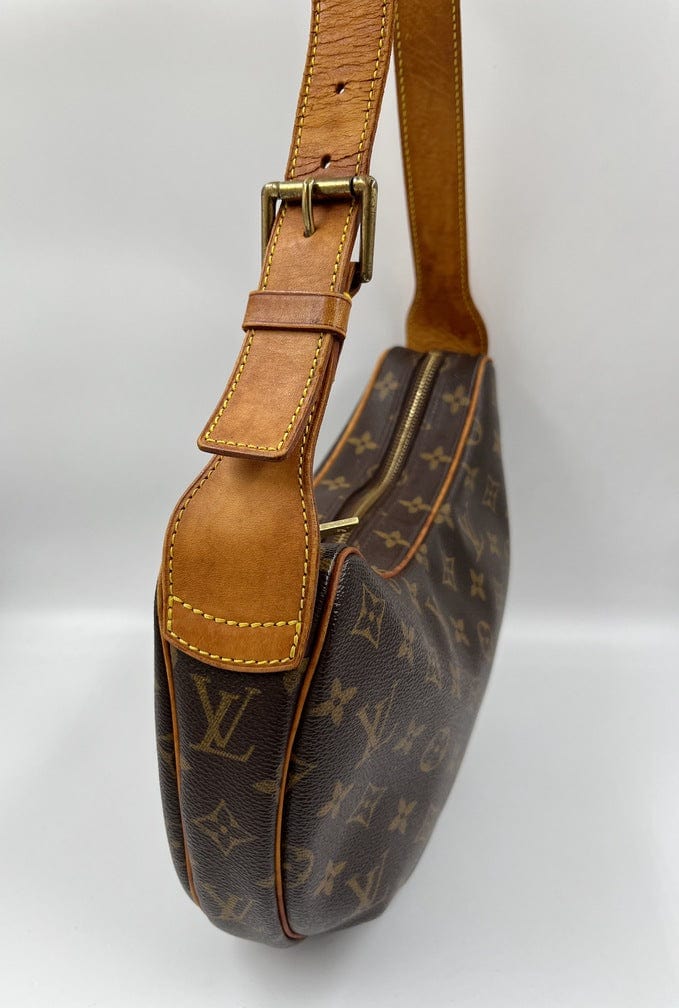 Louis Vuitton Croissant MM