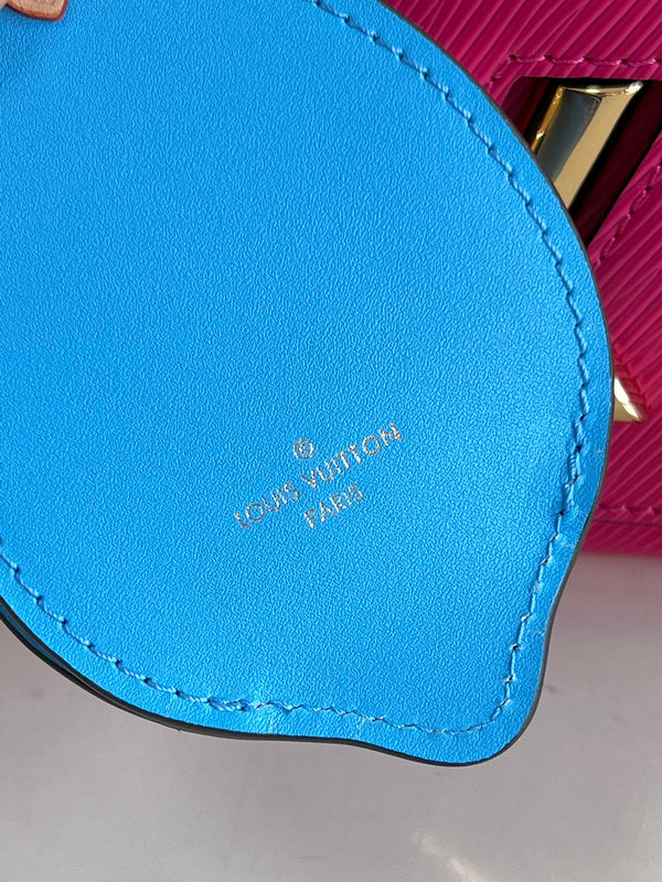 Alice Bags- Louis Vuittons  - 16429