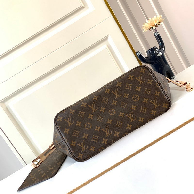 Alice Bags- Louis Vuittons  - 16296