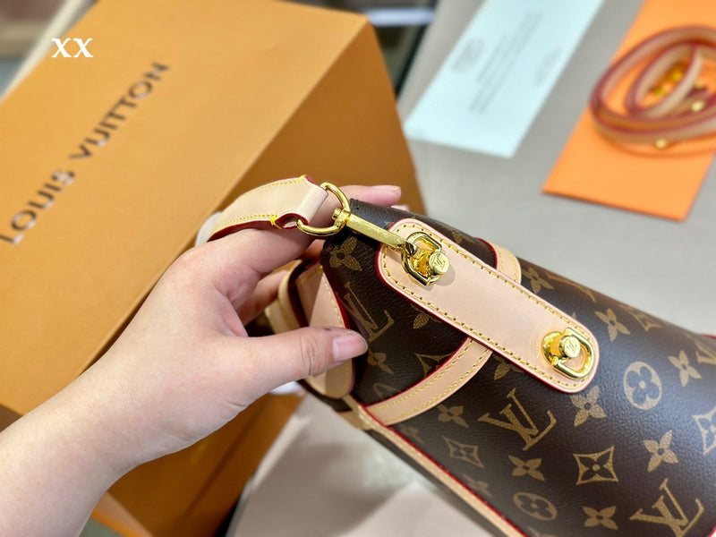 Alice bags - Louis Vuittons  - 15044