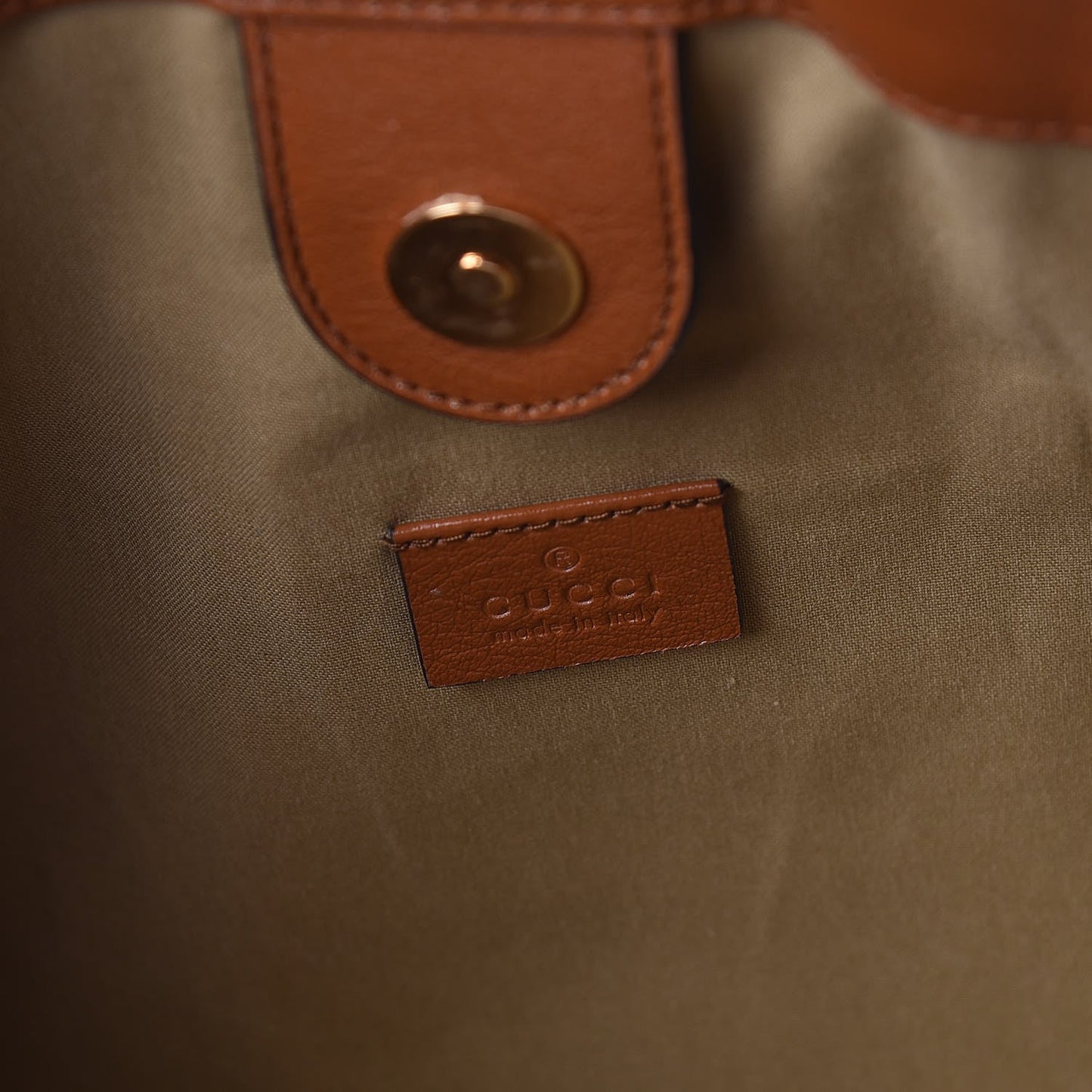 Gucci Rajah Large Canvas Tote Bag in Beige