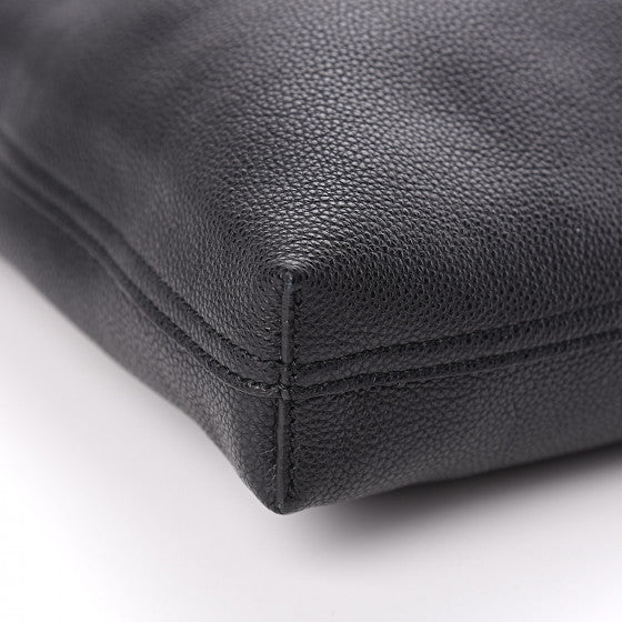 Gucci Logo Print Leather Tote Bag in Black