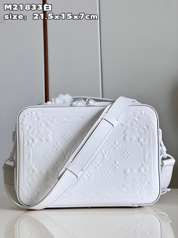 Alice bags - Louis Vuittons  - 15437
