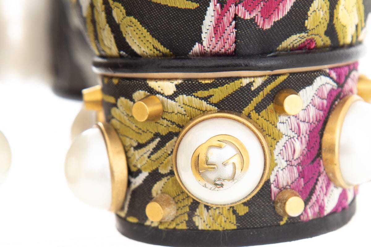 Gucci Black Multi Color Floral Kimberly Jacquard Heel SZ 38