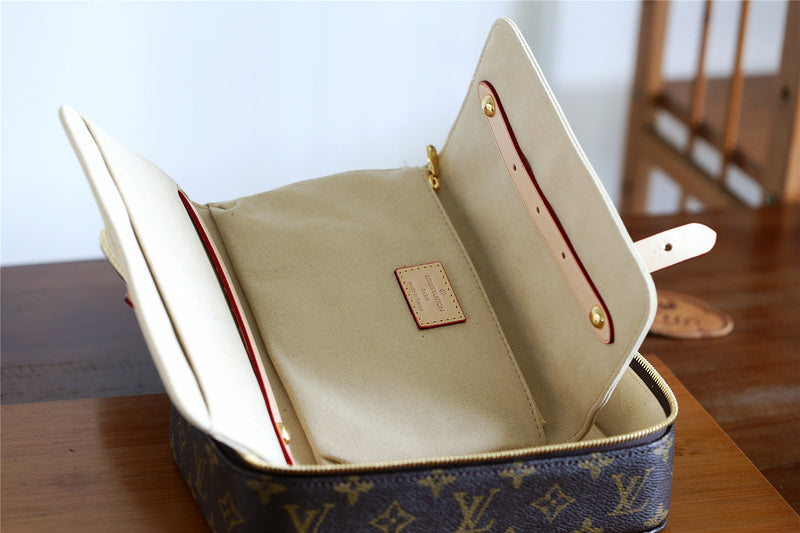 Alice bags - Louis Vuittons  - 9372