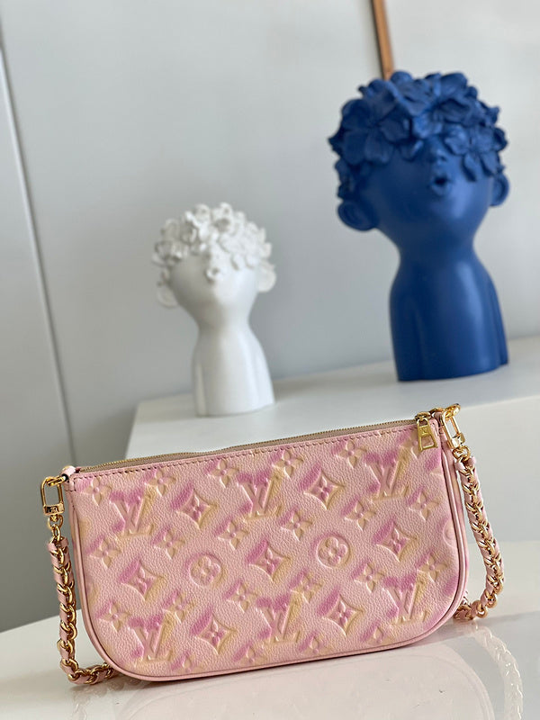 Alice Bags- Louis Vuittons  - 16540