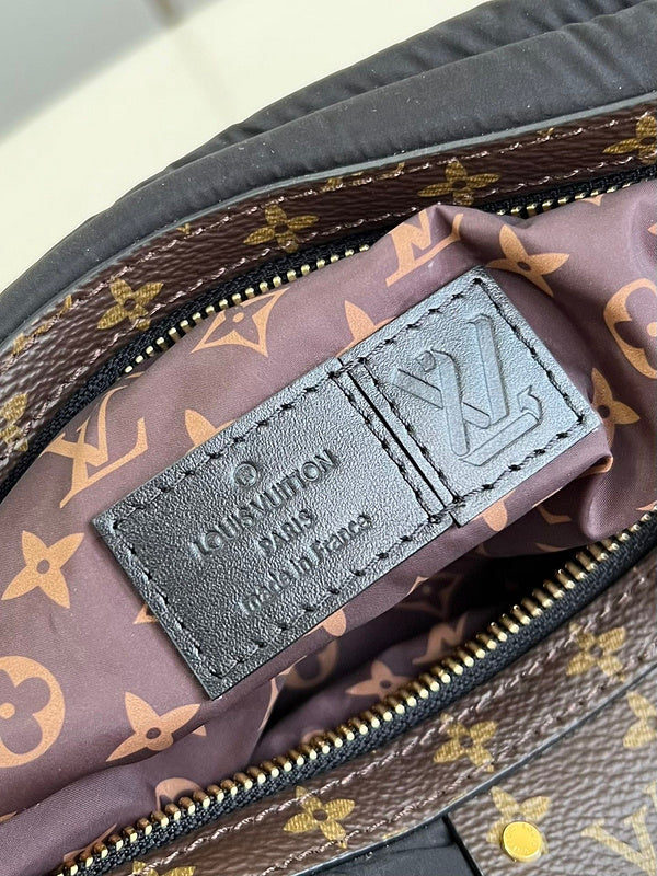 Alice Bags- Louis Vuittons  - 16106
