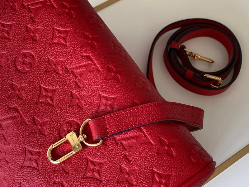 Alice bags - Louis Vuittons  - 15209