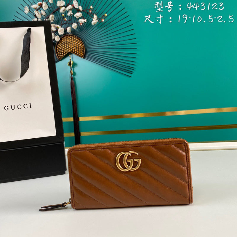 Gucci   Luxury Bags  941