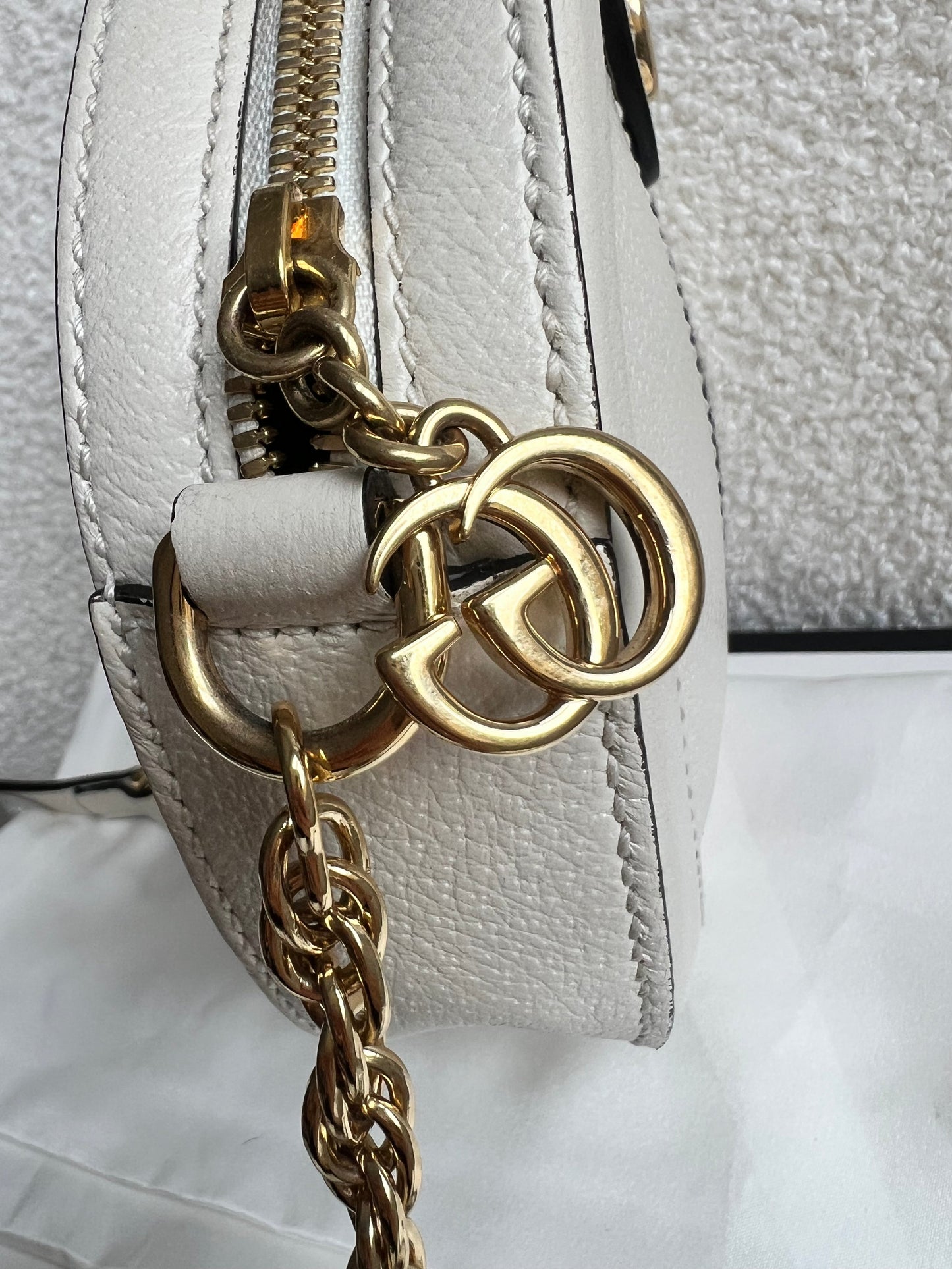 Gucci GG Round White Ophidia Small Shoulder Bag