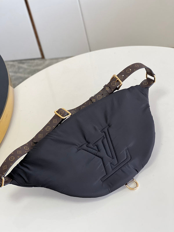 Alice Bags- Louis Vuittons  - 16106
