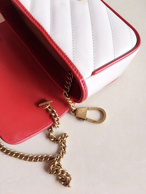 Gucci   Luxury Bags  1110
