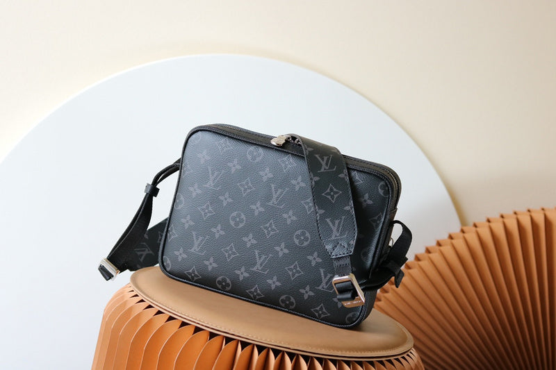 Alice Bags- Louis Vuittons  - 16148