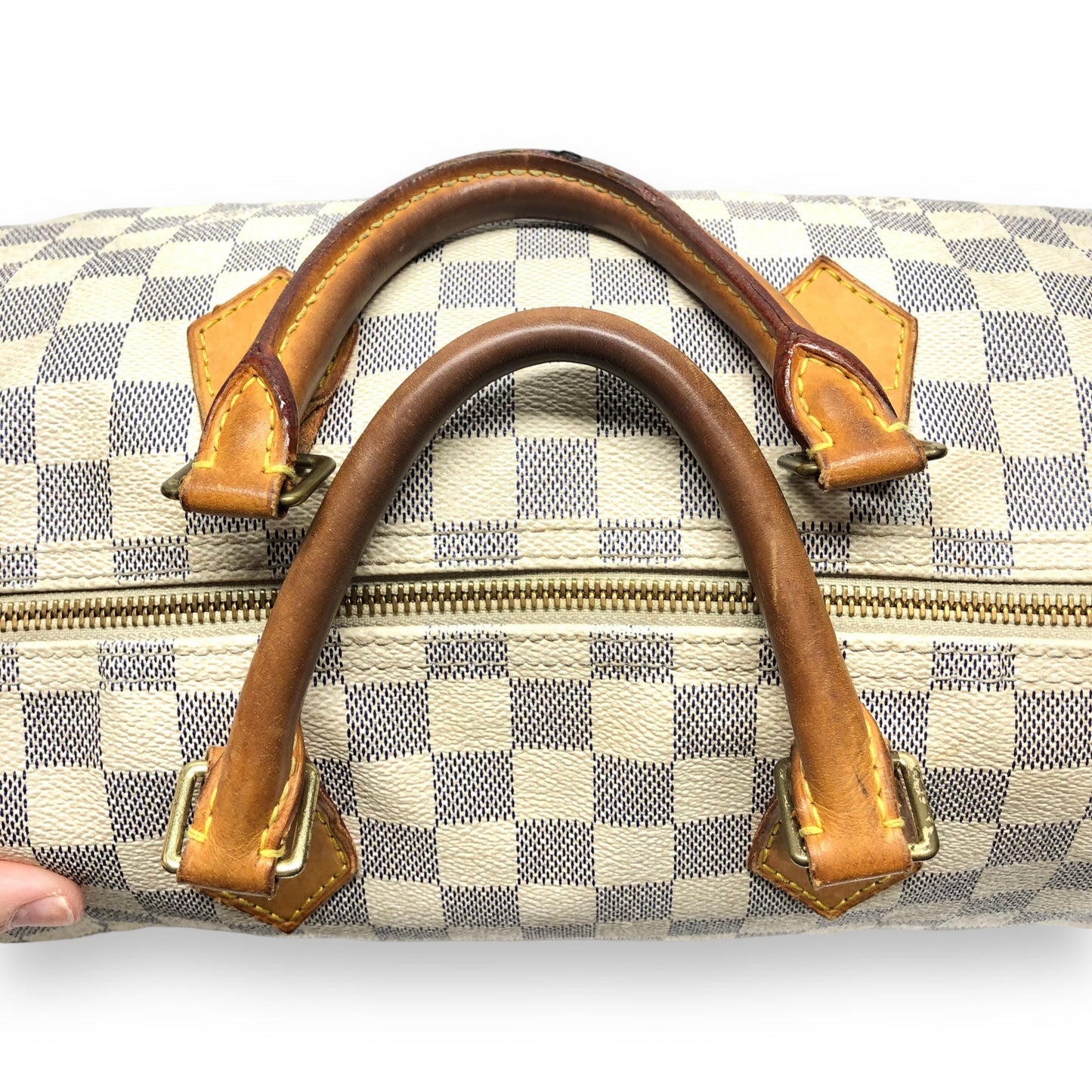Handbag Luxury Designer By Louis Vuitton  Size: Medium