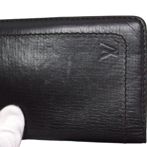 Louis Vuitton Black Leather Utah wallet accessories
