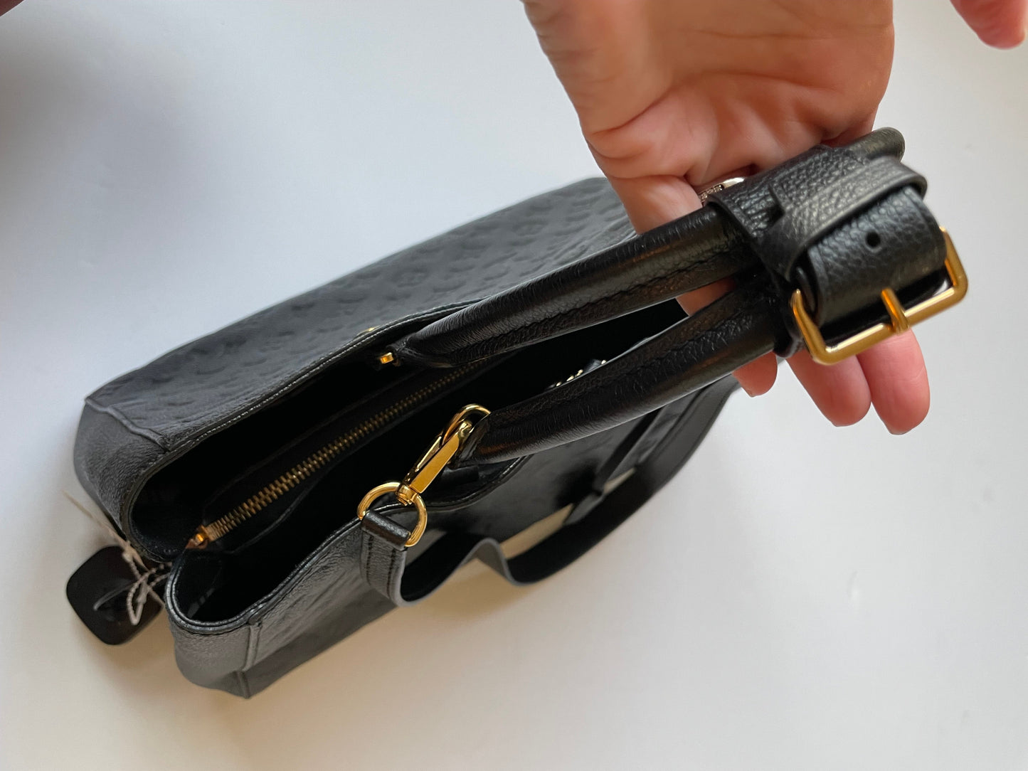 HandBag Luxury Designer Louis Vuitton, Size Large