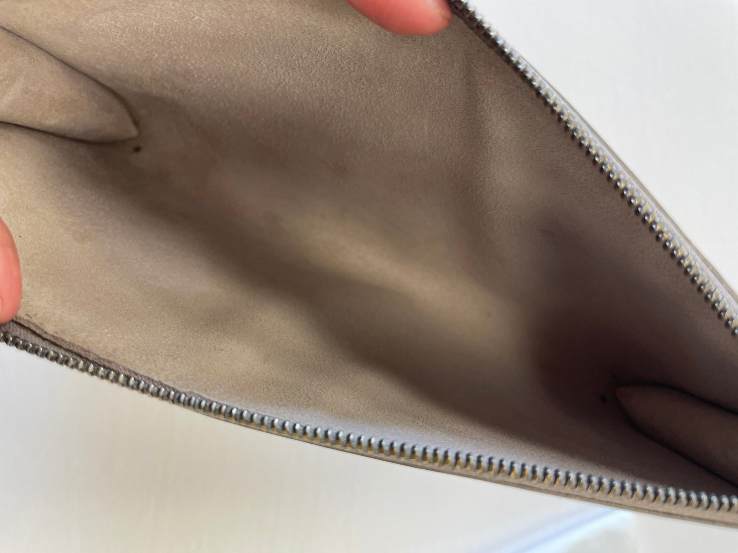 HandBag Luxury Designer By Louis Vuitton, Size: Small
