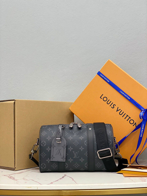 Alice Bags- Louis Vuittons  - 16245