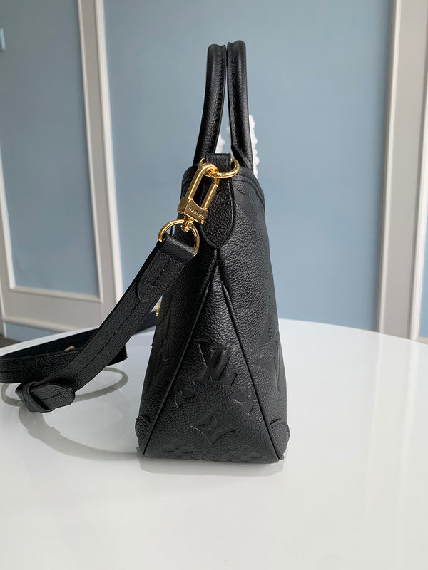 Alice bags - Louis Vuittons  - 15407