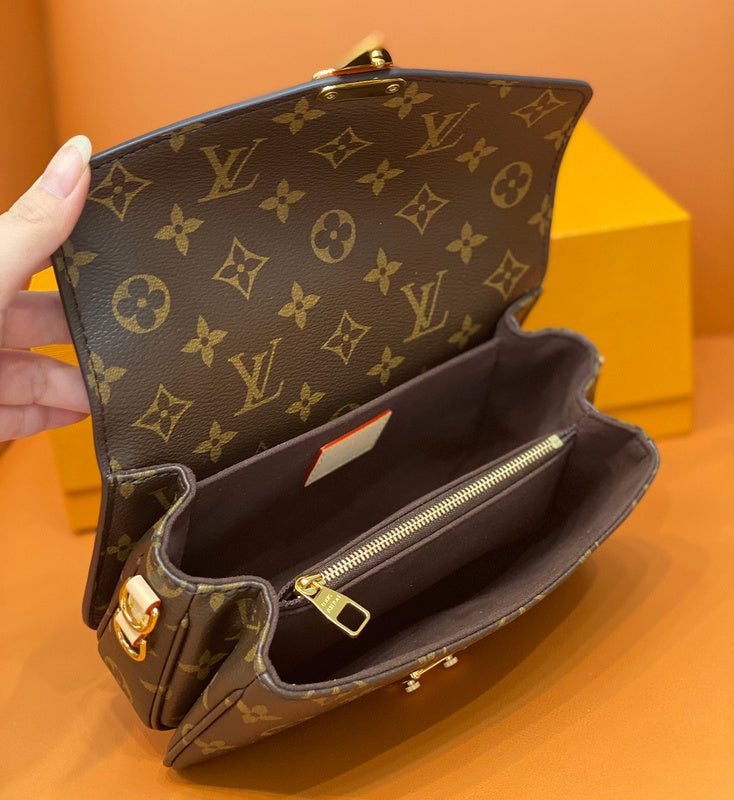 Alice  Bags- Louis Vuittons  - 16124