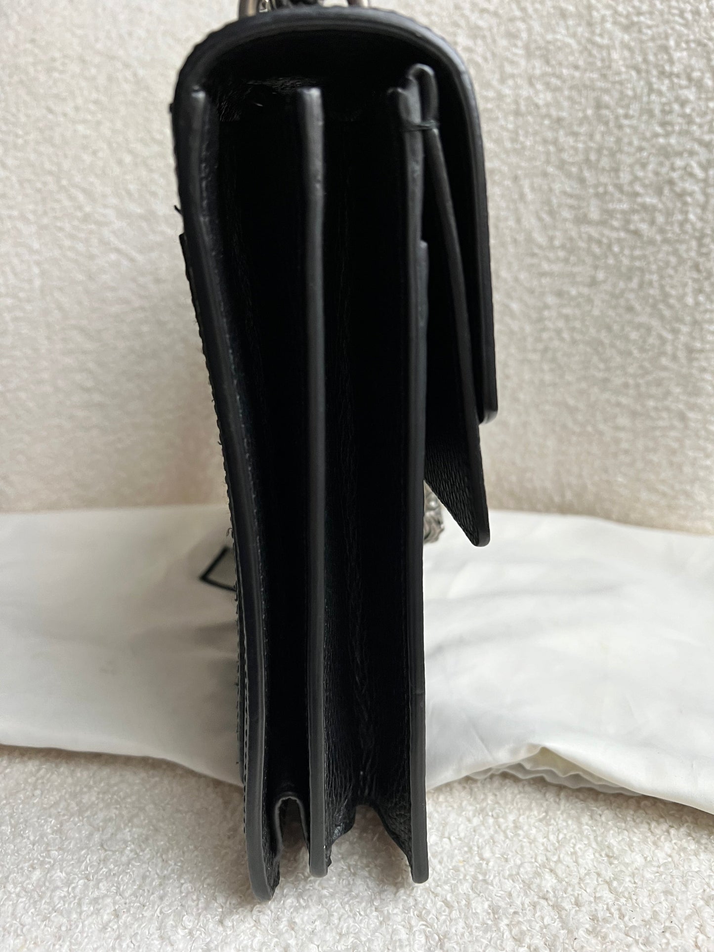 Gucci Dionysus Black Medium Shoulder Bag (RRP £2,400)