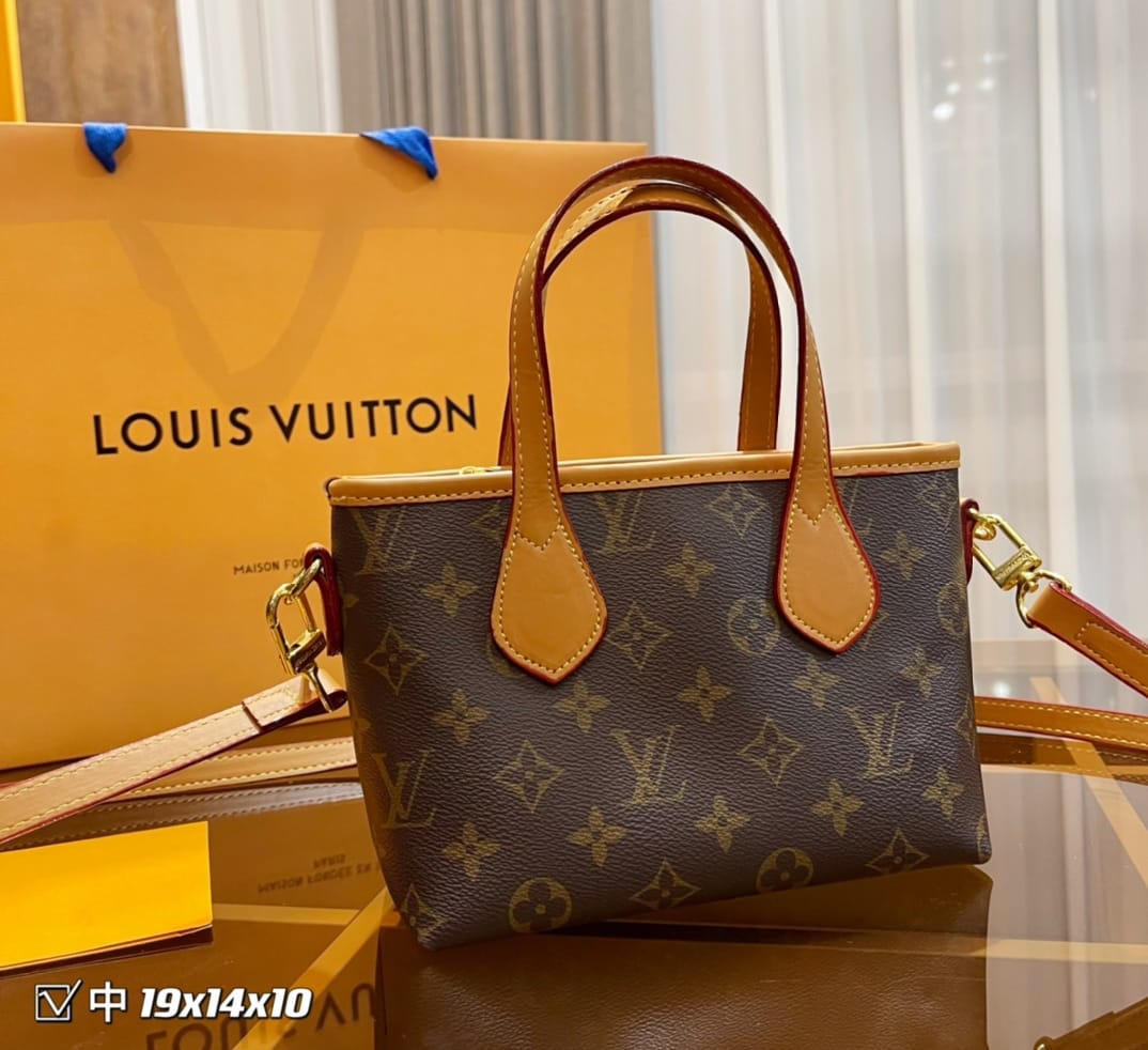 Louis Vuitton Carryall Handbag Sets