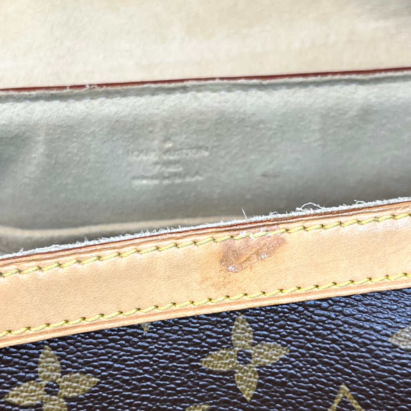 LOUIS VUITTON Beverly MM Monogram Canvas Shoulder Bag