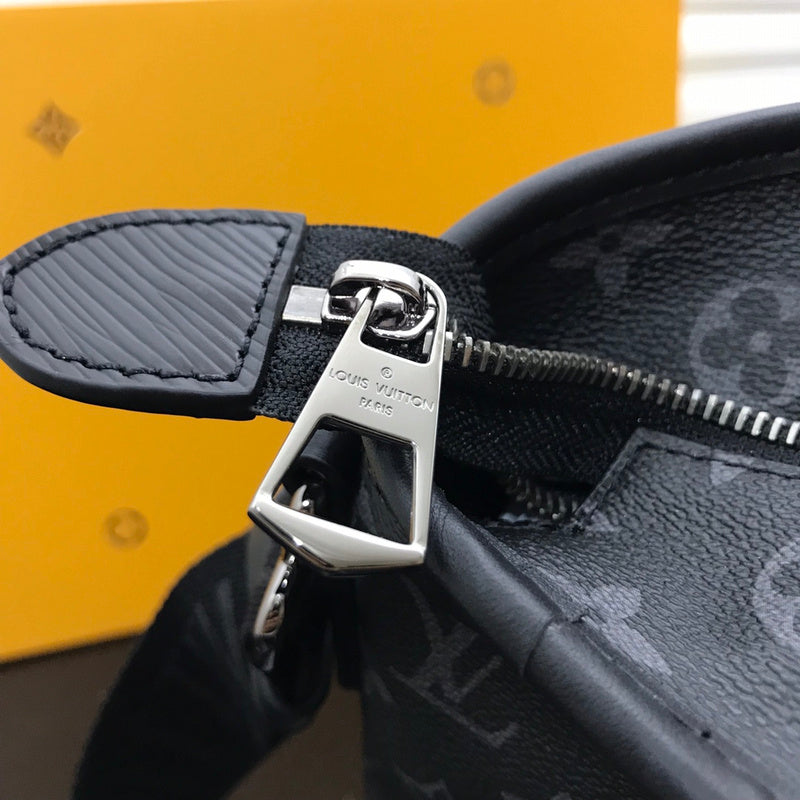 Alice Bags- Louis Vuittons  - 16554
