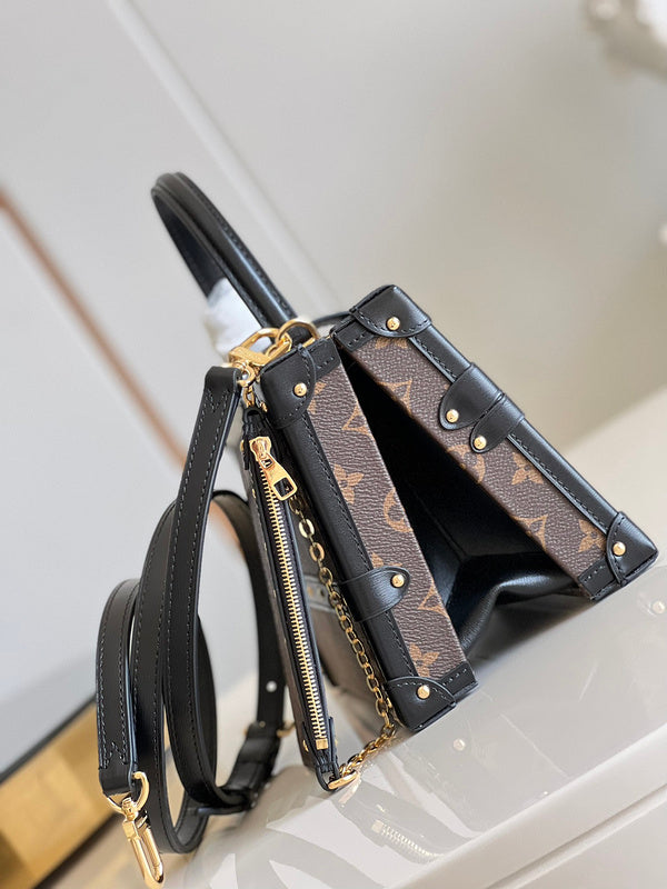 Alice Bags- Louis Vuittons  - 16119