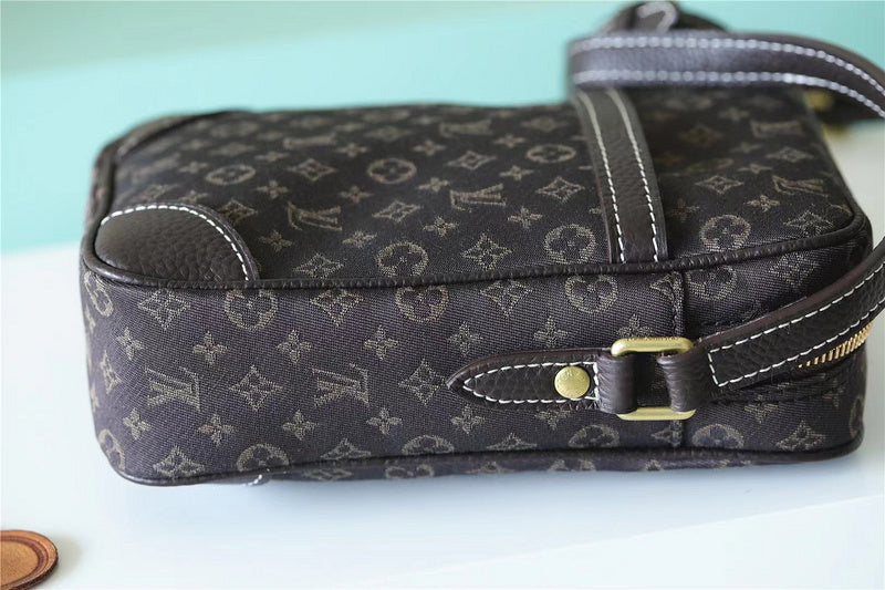 Alice bags - Louis Vuittons  - 9904
