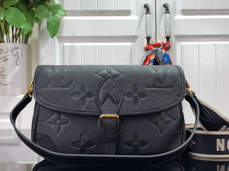 Alice bags - Louis Vuittons  - 15660