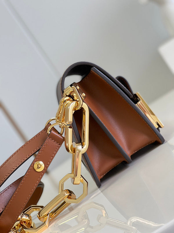 Alice Bags- Louis Vuittons  - 16118
