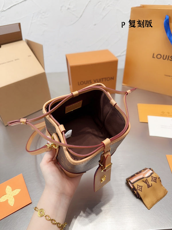 Alice bags - Louis Vuittons  - 14945