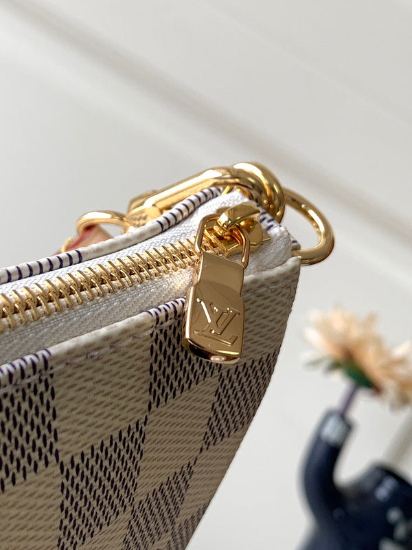 Alice Bags- Louis Vuittons  - 16295