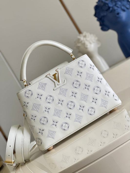 Alice Bags- Louis Vuittons  - 16120