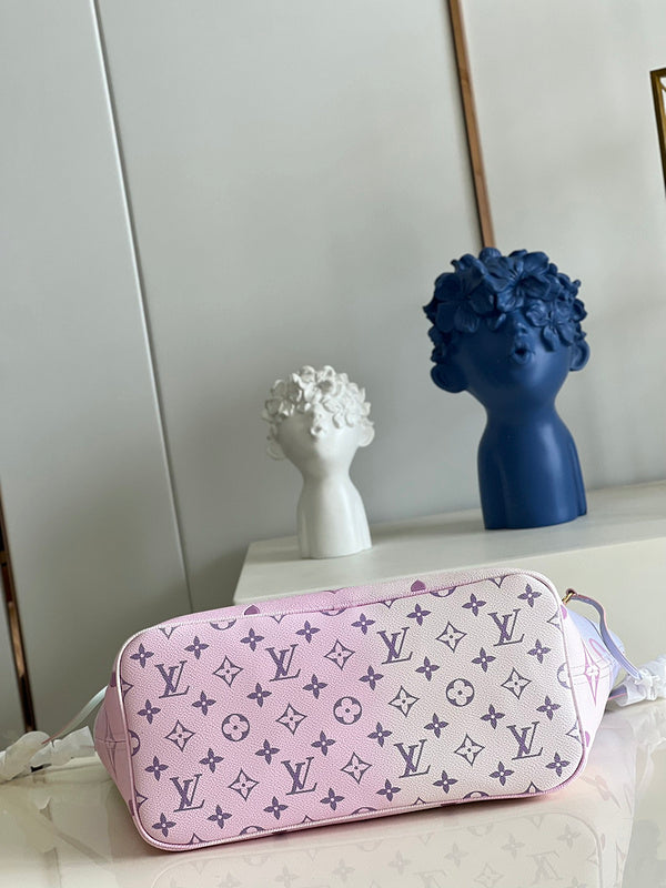 Alice Bags- Louis Vuittons  - 16621