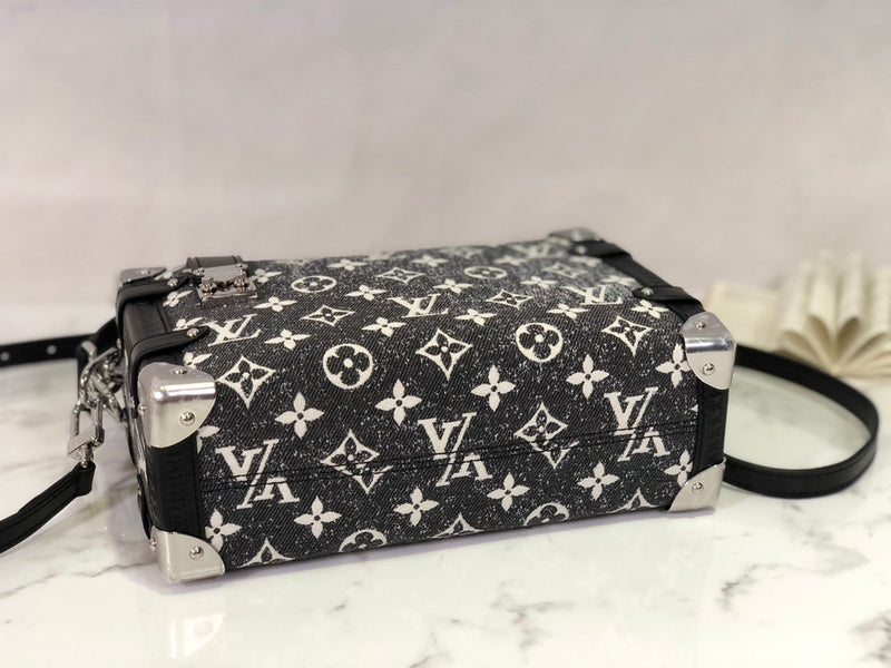 Alice Bags- Louis Vuittons  - 16069