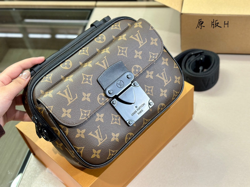 Alice bags - Louis Vuittons  - 14985
