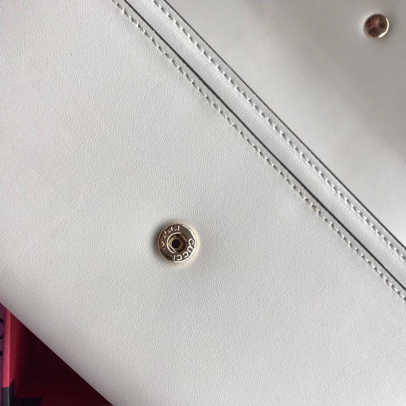 Gucci   Luxury Bags  886