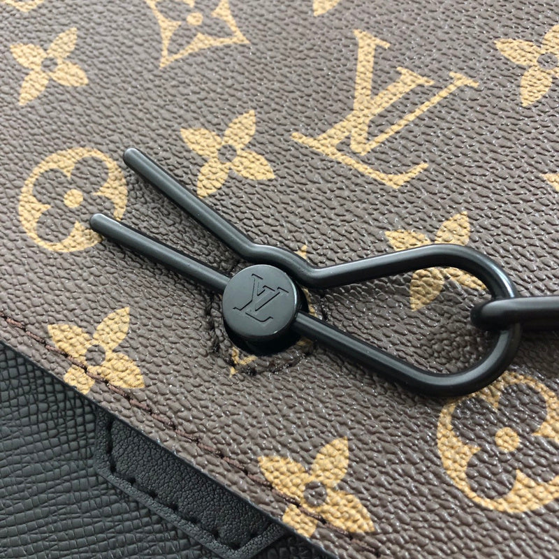 Alice Bags- Louis Vuittons  - 16277