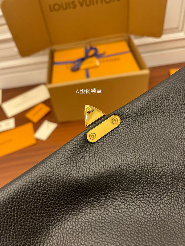 Alice Bags- Louis Vuittons  - 16410
